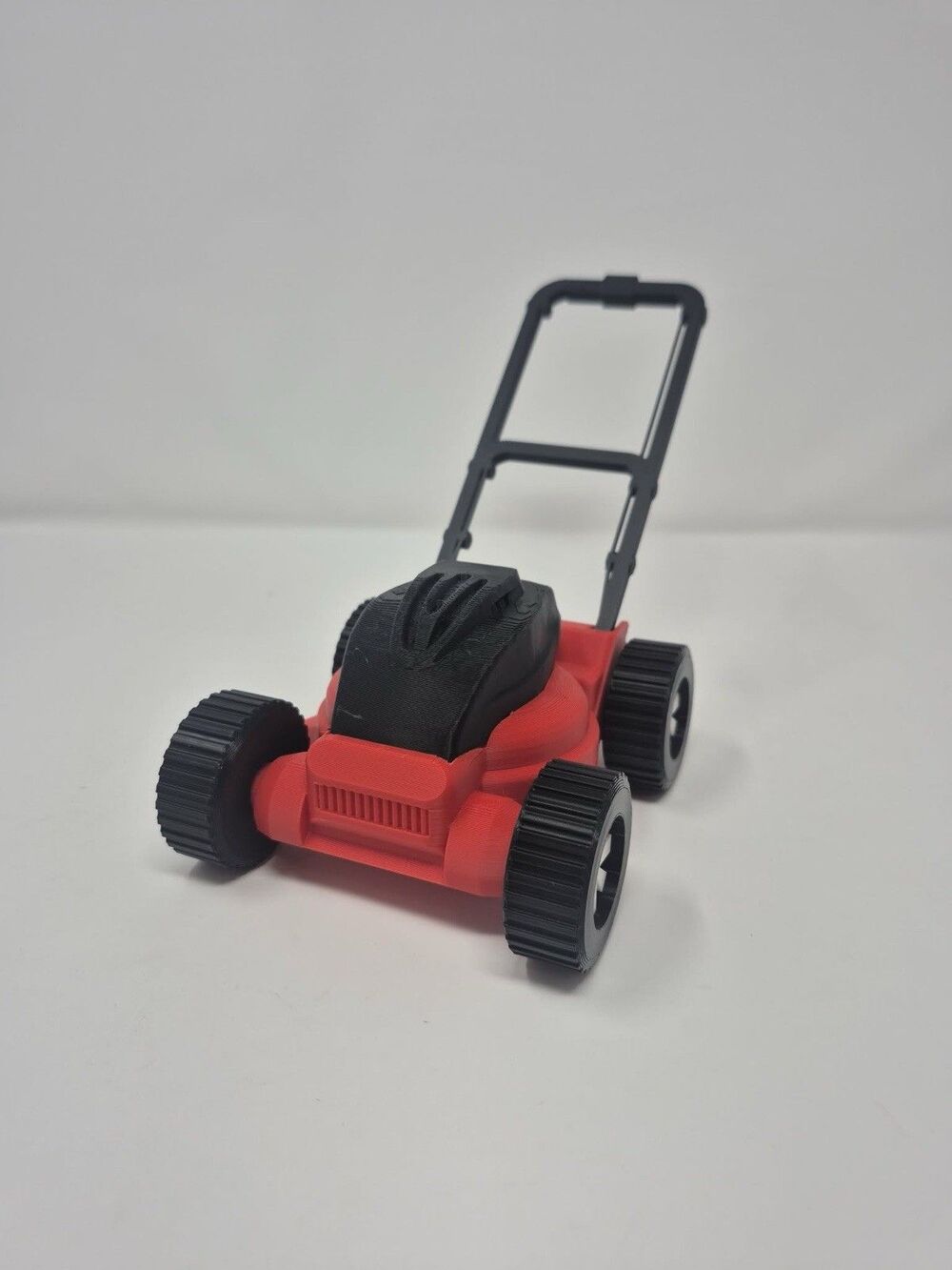 1:6 Scale Miniature Lawn Mower Prop, Dollhouse Garden Accessory for 12 Inch Doll